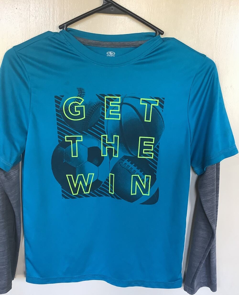 Athletic Boys Performance Active Tee Long sleeve  Size large 10-12